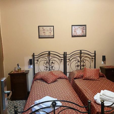 Bed and Breakfast La Stazione П'яцца-Армерина Екстер'єр фото