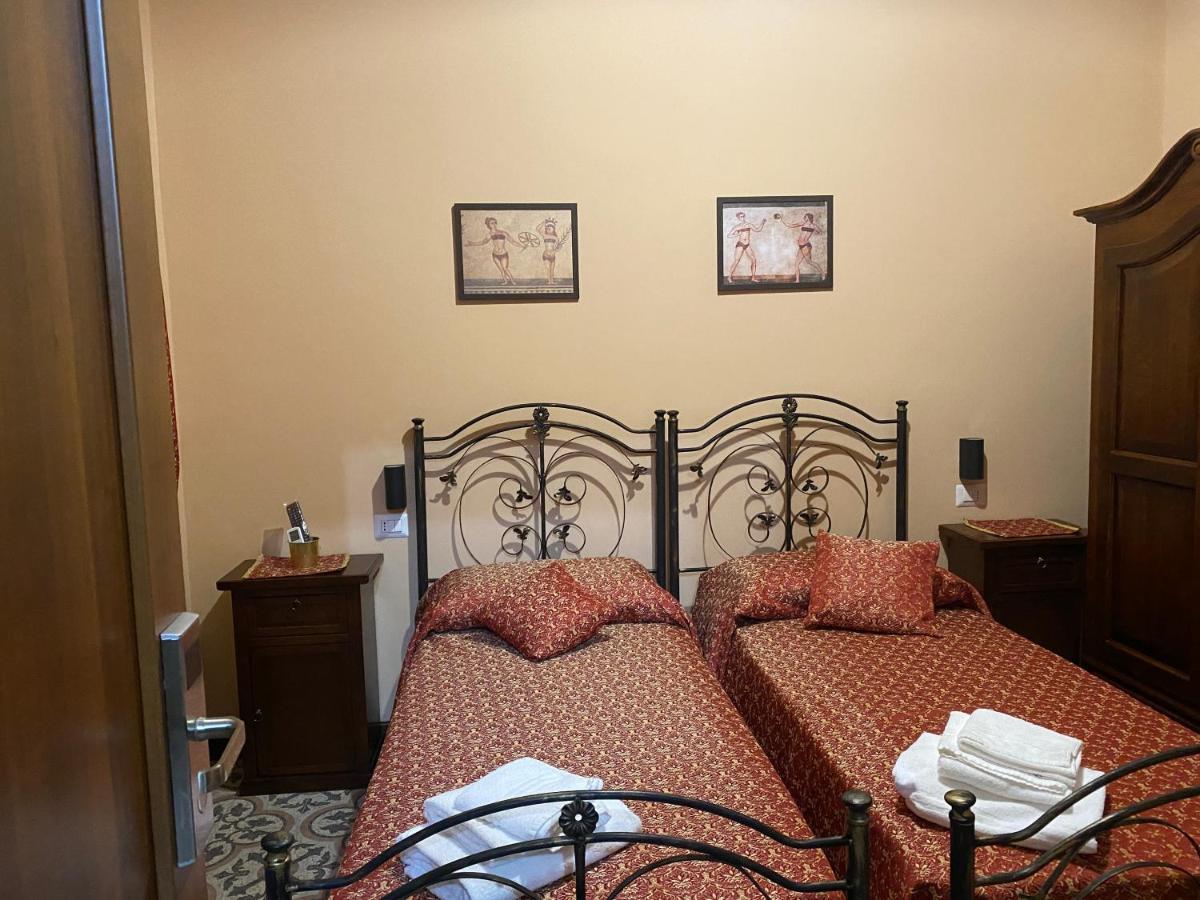 Bed and Breakfast La Stazione П'яцца-Армерина Екстер'єр фото